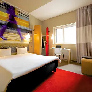 Ibis Centro Отель