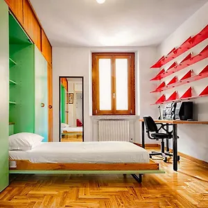 https://raffaello-10.it-lombardy.com