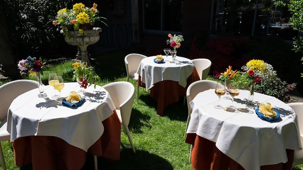 Hotel Sunflower Milan