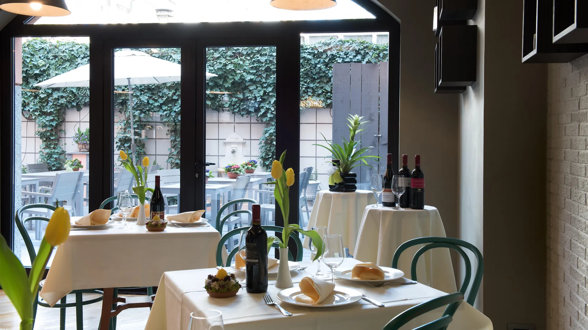 Hotel Sunflower Milan