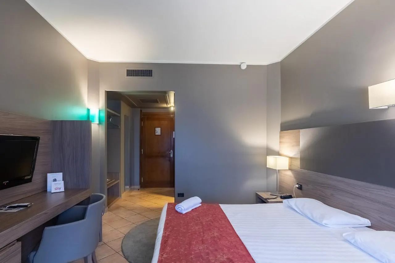Hotel Sunflower Милан