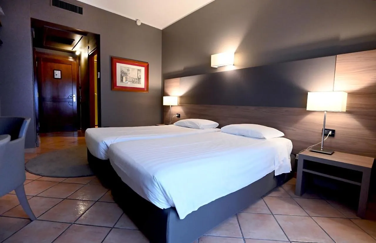 Hotel Sunflower Милан
