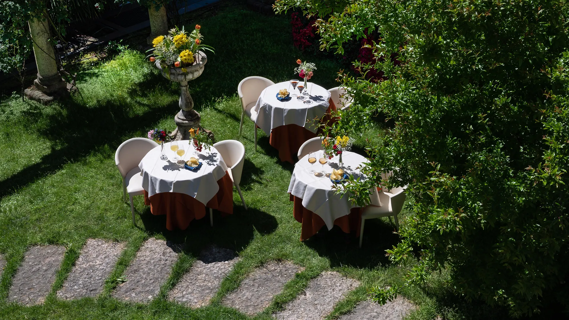Hotel Sunflower Милан 4*,  Италия