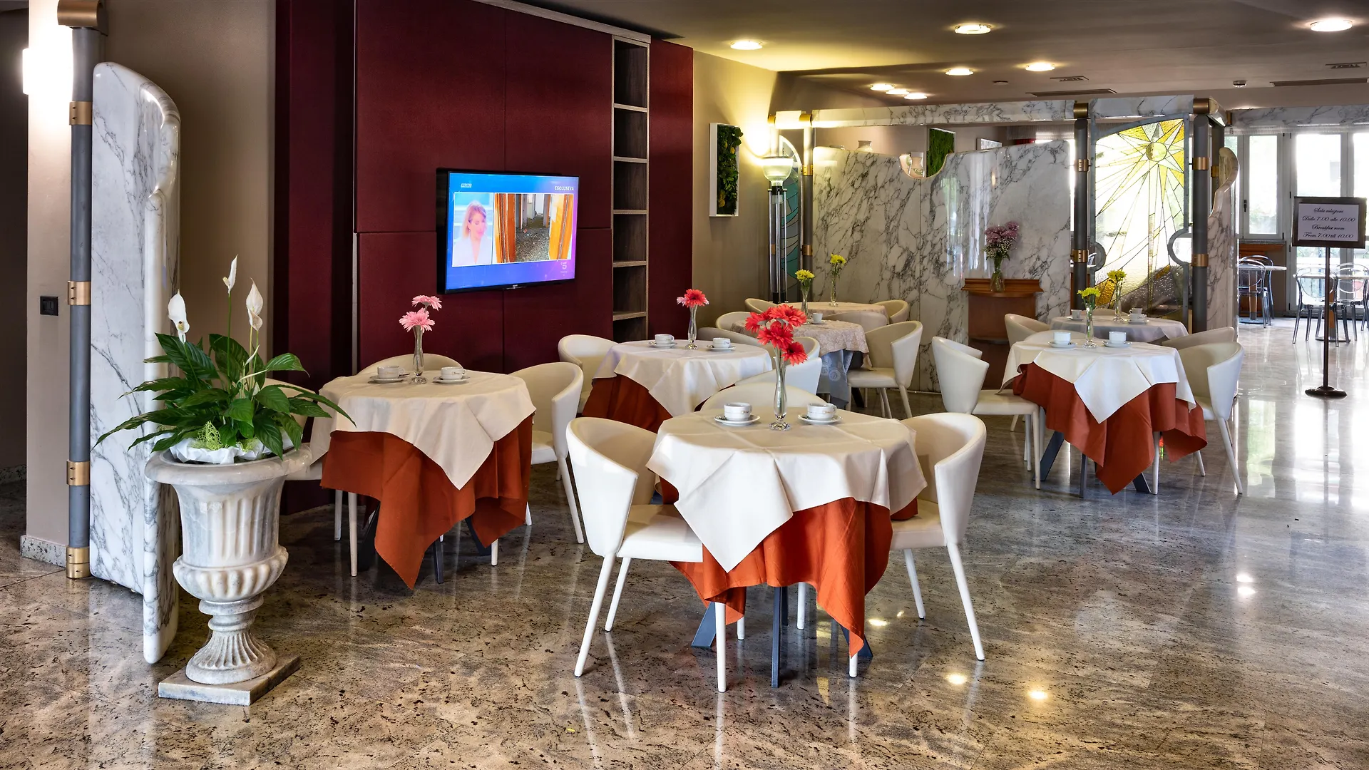 Hotel Sunflower Милан