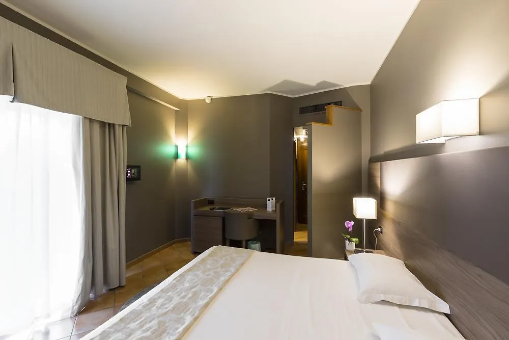 Hotel Sunflower Милан