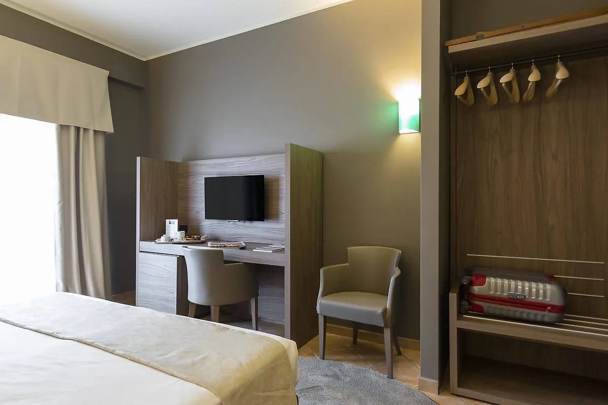 Hotel Sunflower Милан
